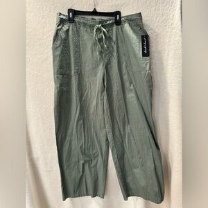 Derek Heart 
Green cotton drawstringng joggers size XL NWT